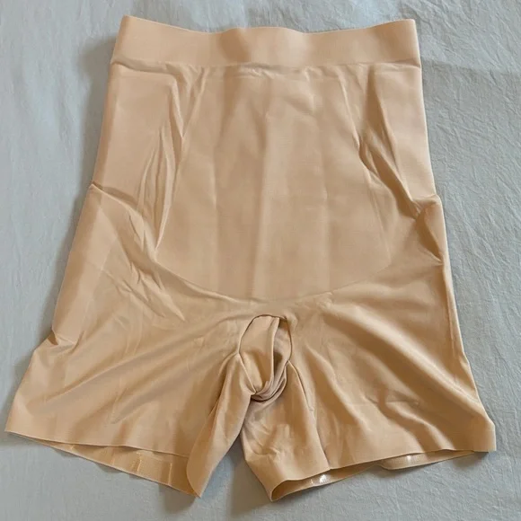 Maidenform Women's Tan Shapewear Shorts - Picture 4 of 9